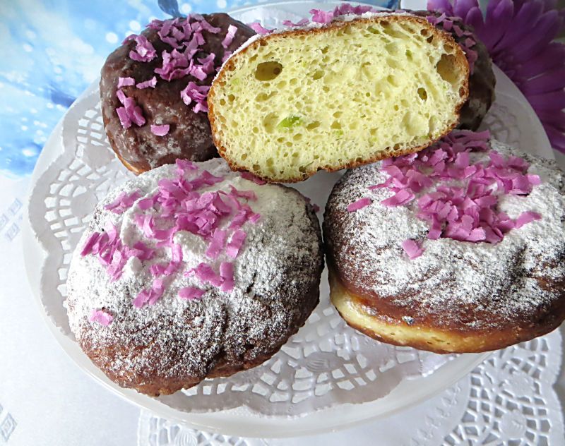 Pączki ziemniaczane z groszkiem cukrowym Pączki ziemniaczane z groszkiem cukrowym