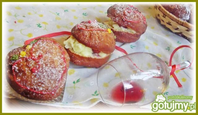 Pączkowe kanapki  Pączkowe kanapki