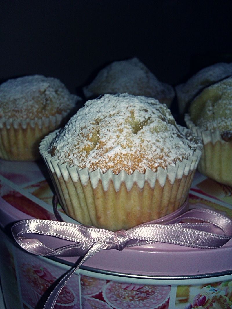 Pączkowe muffiny z dżemem  Pączkowe muffiny z dżemem