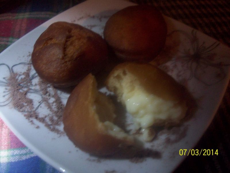 Pączuszki z budyniem 