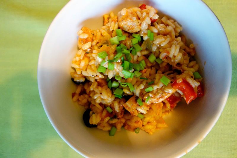 Paella- potrawa hiszpańska Paella- potrawa hiszpańska