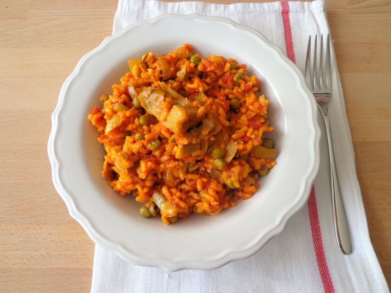 Paella w wersji wegetariańskiej  Paella w wersji wegetariańskiej