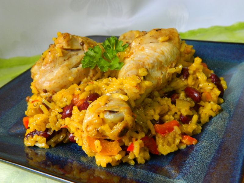 Paella z kurczakiem Paella z kurczakiem