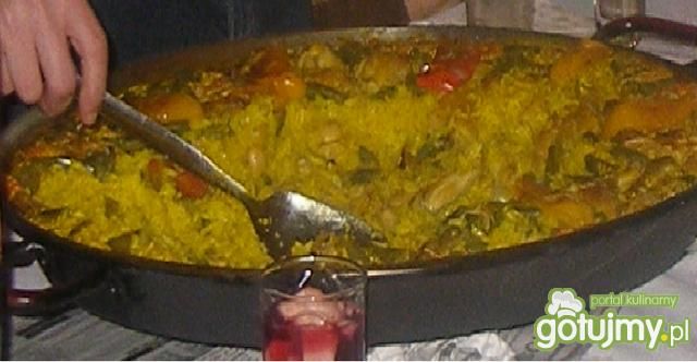 Paella z owocami morza Paella z owocami morza