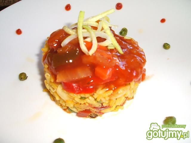 Paella z sosem słodko-kwaśnym Paella z sosem słodko-kwaśnym