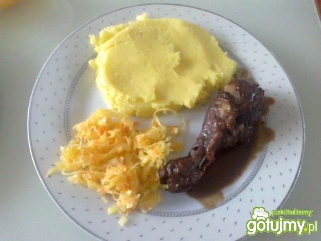 Pałki kurczaka w winie