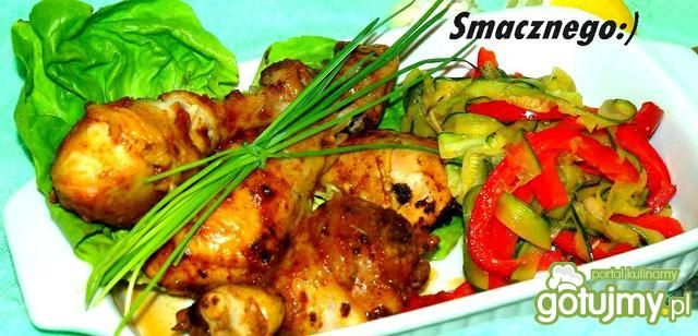 Pałki kurczaka z duszona cukinią :)