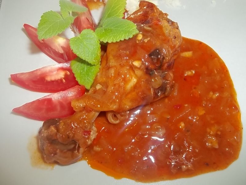 Pałki z kurczaka w cukiniowym sosie