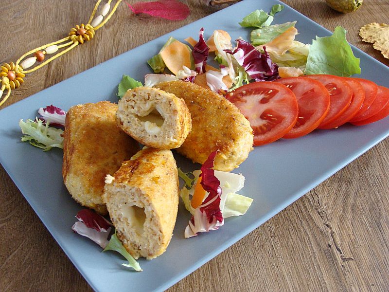 Paluchy drobiowe z ryżem i serem mozzarella