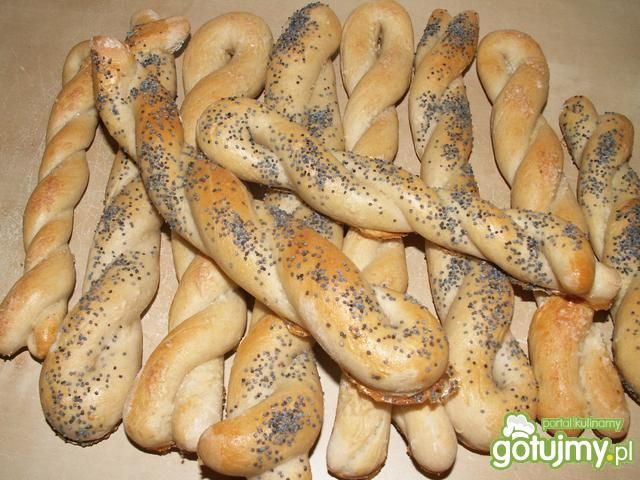 Paluchy drożdżowe. Paluchy drożdżowe.