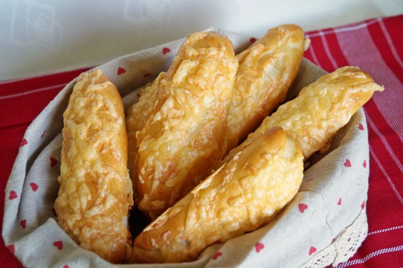 Paluchy z serem na zaczynie tang zhong