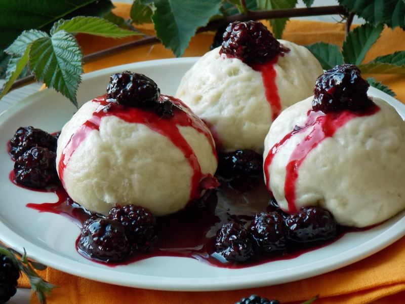 Pampuchy z jeżynami