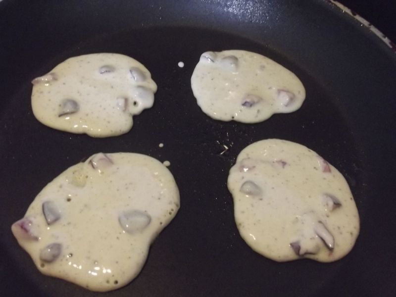 Pancakes z czereśniami
