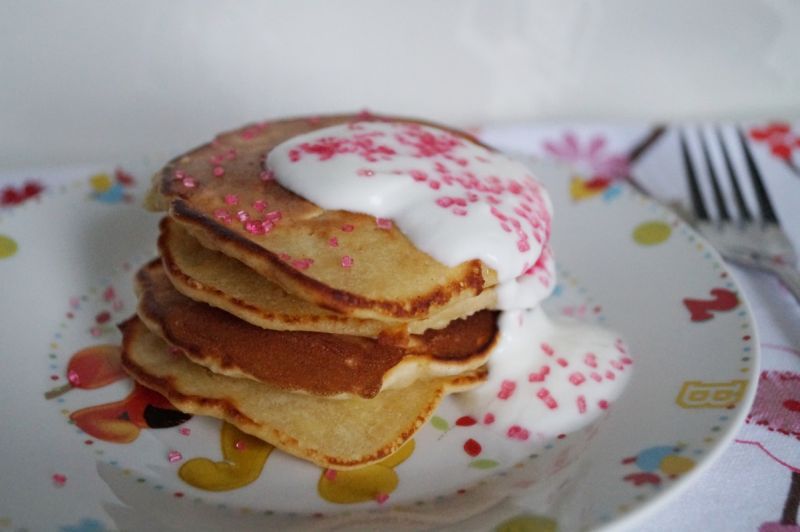 Pancakes z jabłkiem i cynamonem Pancakes z jabłkiem i cynamonem
