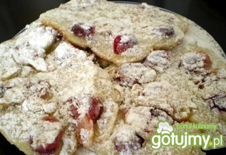 Pancakes z wiśniami Pancakes z wiśniami