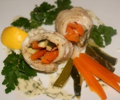 Panga na parze z warzywami i sosem koperkowym Panga na parze z warzywami i sosem koperkowym