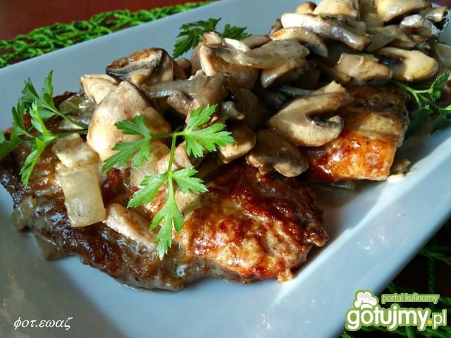 Panga pod pieczarkową pierzynką