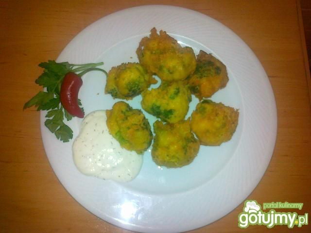 Panierowane brokuły w piwnym cieście Panierowane brokuły w piwnym cieście