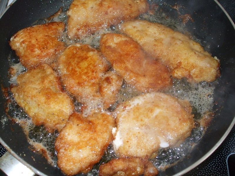 Panierowane kawałki kurczaka
