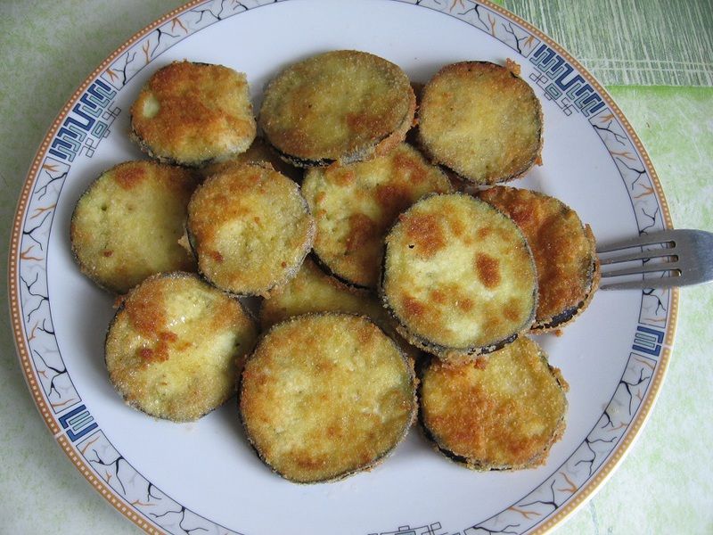 Panierowane krążki bakłażana