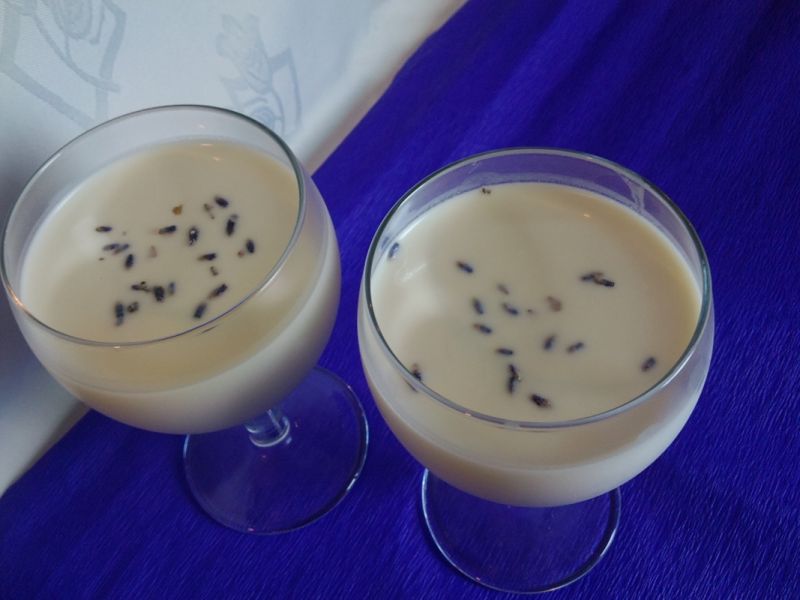 Panna cotta z lawendą Panna cotta z lawendą