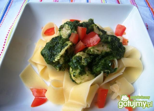 Pappardelle ze szpinakiem i mozzarellą