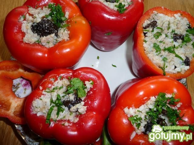 Papryczki faszerowane z dodatkiem śliwek