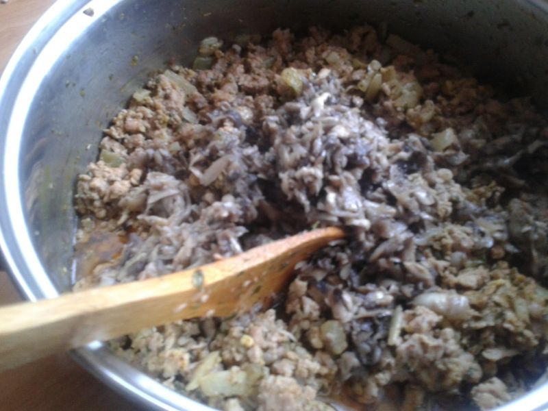 Papryka faszerowana farszem mięsno  - ryżowym
