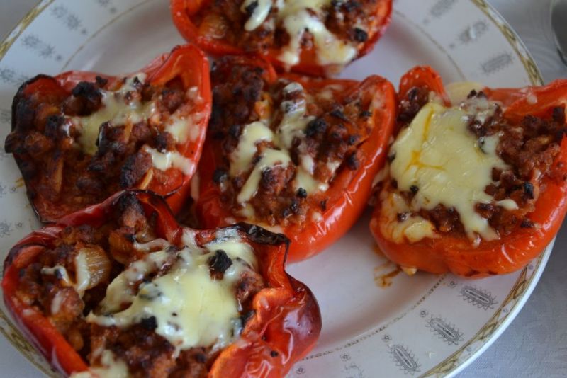 Papryka faszerowana mięsem