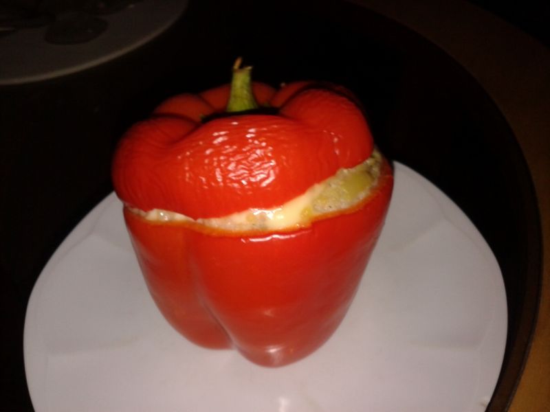 Papryka faszerowana mięsem i kuskusem