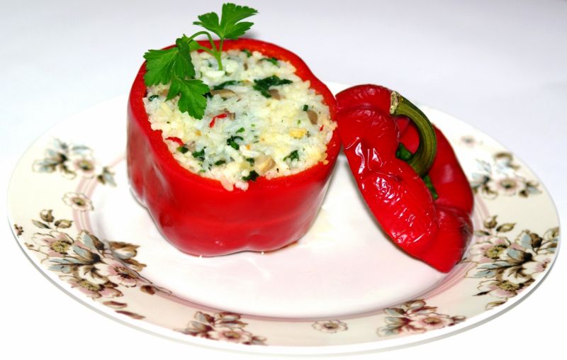 Papryka faszerowana ryżem,szpinakiem i boczniakami
