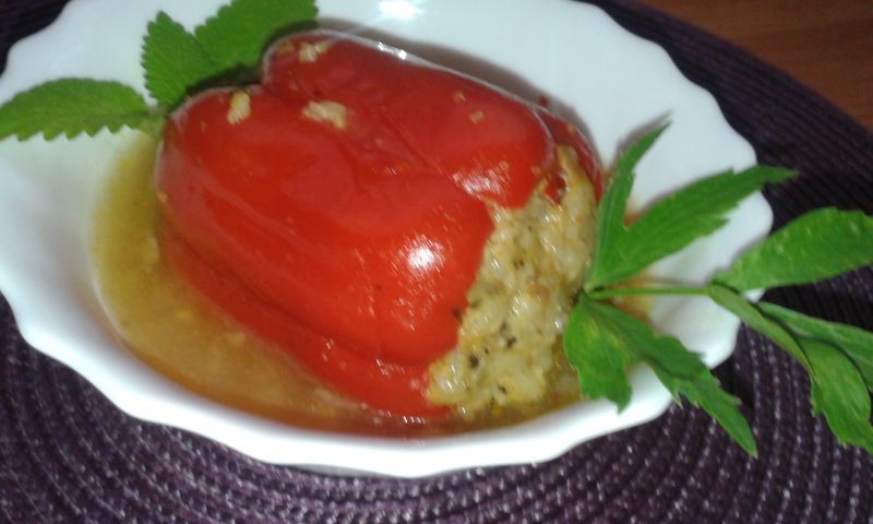 Papryka faszerowana z cukinią