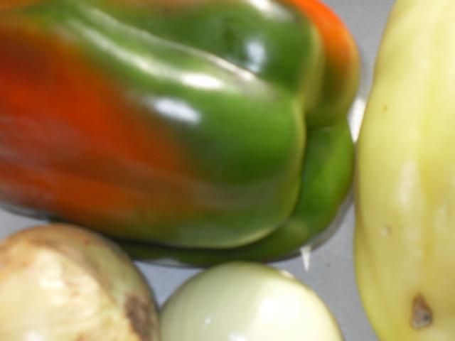 Papryka faszerowana zapiekana na ryżu