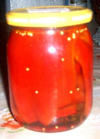 Papryka marynowana. Papryka marynowana.