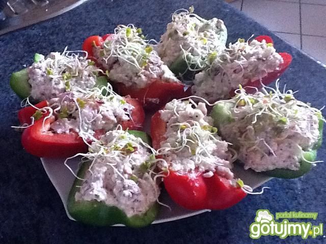Papryka nadziewana twarożkiem wg ajo Papryka nadziewana twarożkiem wg ajo