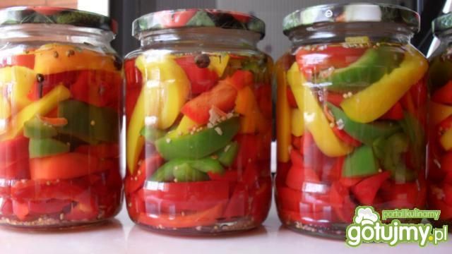 Papryka  w zalewie słodko-kwaśnej Papryka  w zalewie słodko-kwaśnej