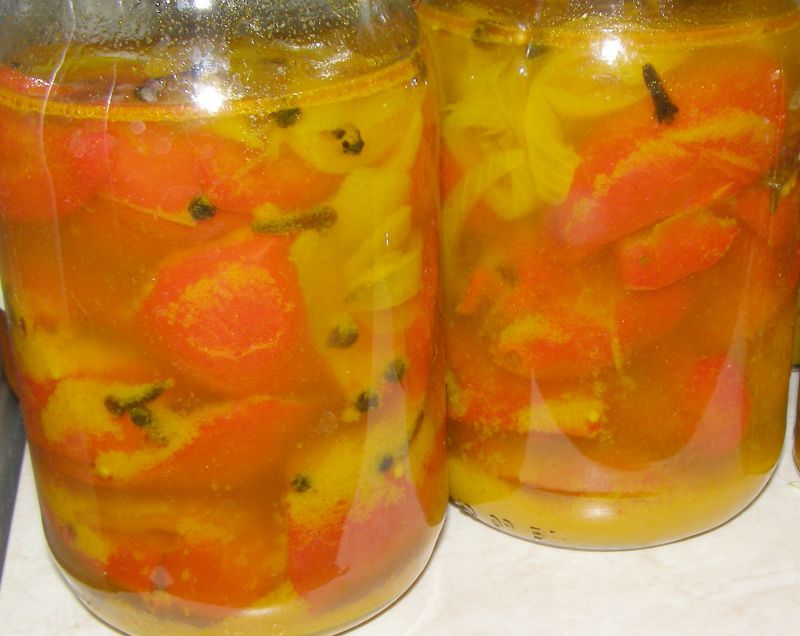 Papryka w zalewie z kurkumą