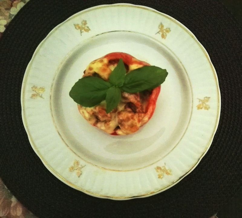 Papryka z farszem a'la bolognese Papryka z farszem a'la bolognese