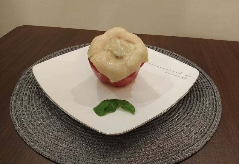 Papryka z farszem mięsno - warzywnym