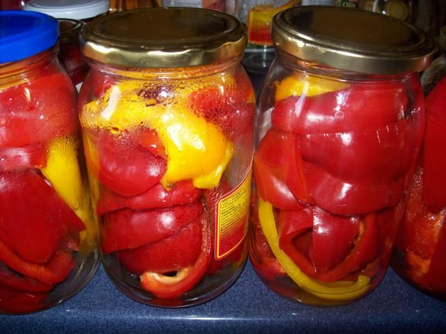 Papryka z miodem i rodzynkami