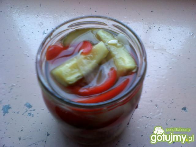 Papryka z ogórkami na zimę