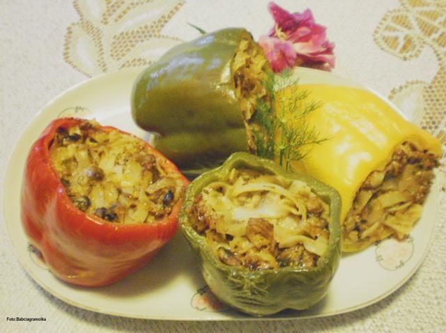 Papryki faszerowane dla Bożenki  Papryki faszerowane dla Bożenki