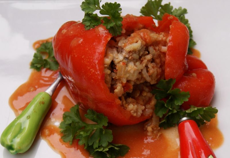 Papryki faszerowane poczwórnie paprykowe Papryki faszerowane poczwórnie paprykowe