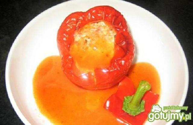 Papryki nadziewane Papryki nadziewane