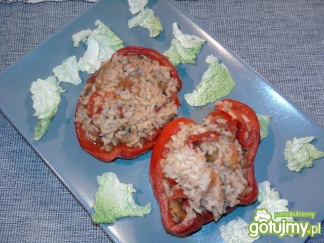 Papryki pomidorowe z ryżem Papryki pomidorowe z ryżem