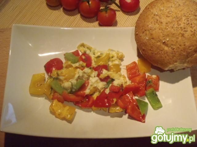 Paprykowe śniadanko Paprykowe śniadanko