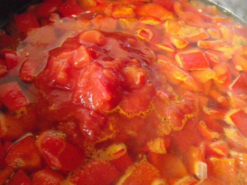 Paprykowo pomidorowe leczo na ostro 