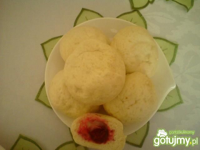 Parowańce z truskawkami Parowańce z truskawkami