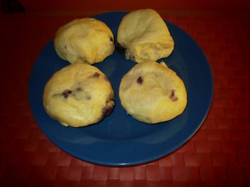 Parowane bułeczki z jagodami Parowane bułeczki z jagodami