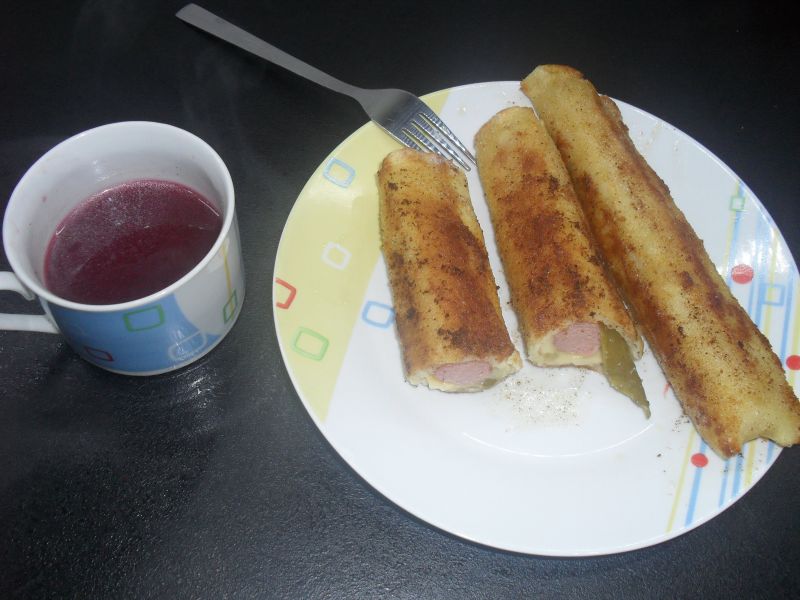 Parówka w naleśniku